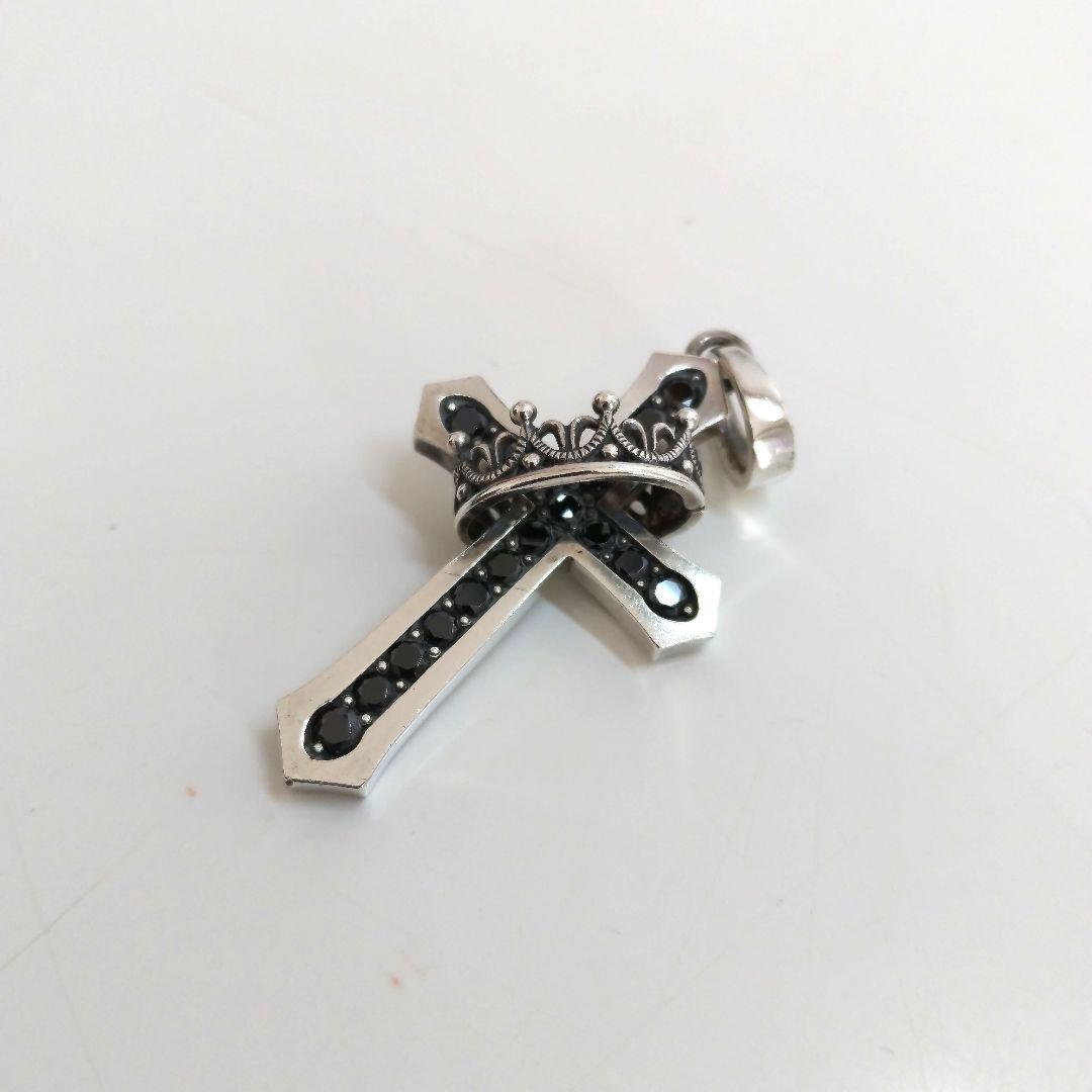 Justin Davis クロスと王冠のシルバーペンダント