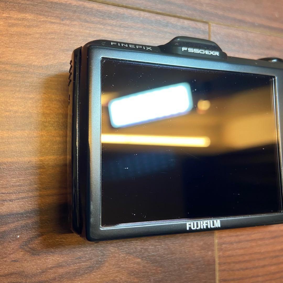 FUJIFILM FinePix F550 EXR デジカメ 4923