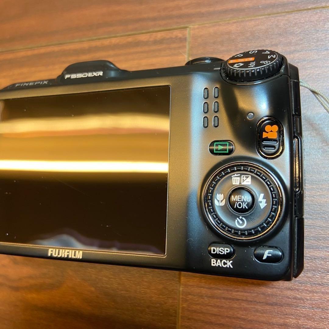 FUJIFILM FinePix F550 EXR デジカメ 4923