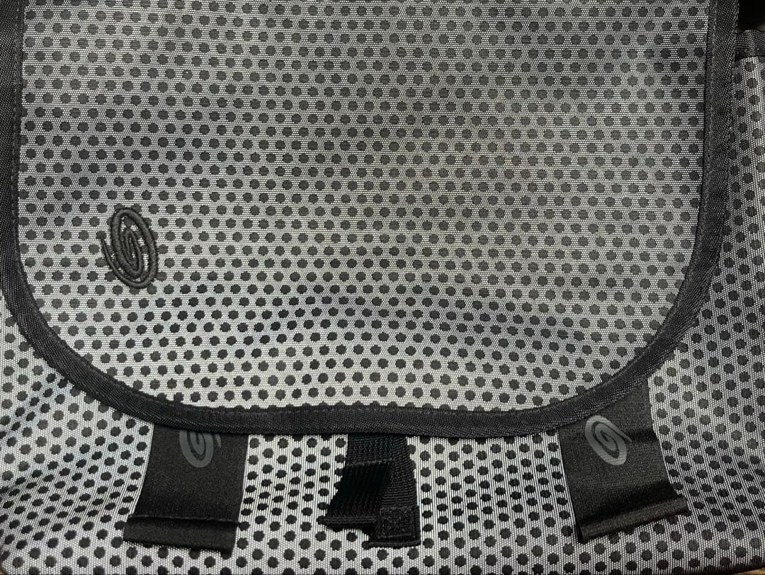 【美品】TIMBUK2 ティンバックツー メッセンジャーバッグ 黒　XS