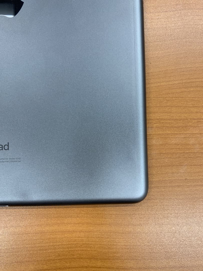 動作確認済 iPad 第7世代 32GB ID C1233