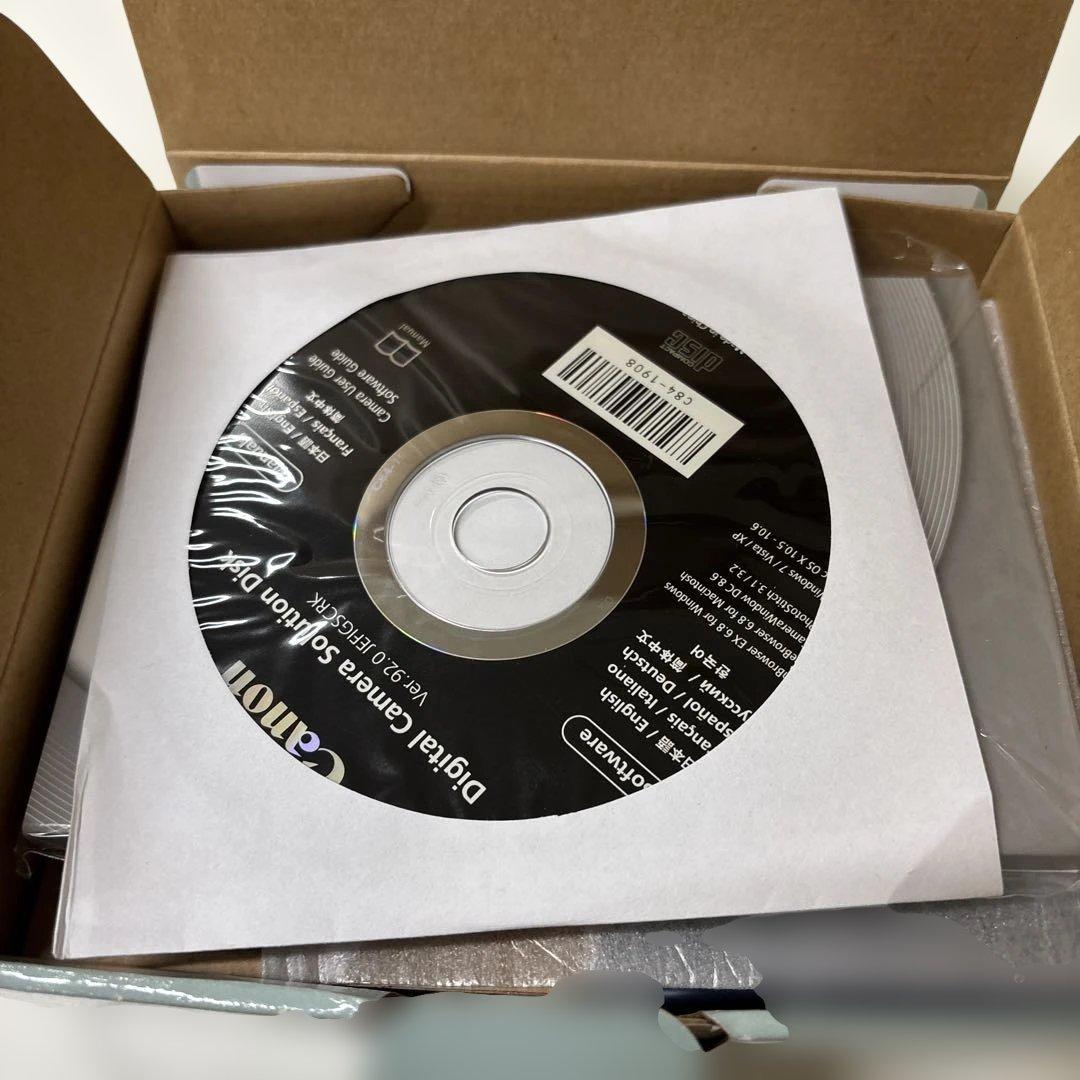 Canon キャノン　カメラ　パープル