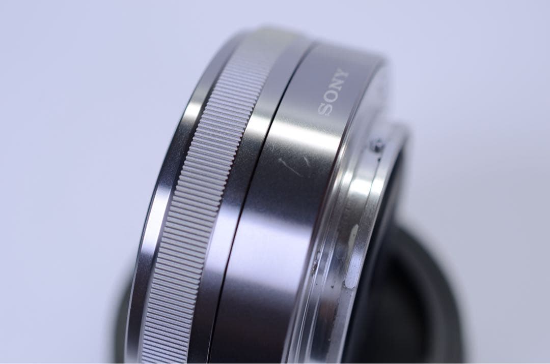 SONY E16mm F2.8 単焦点｜軽量パンケーキ｜外観光学ともに美品