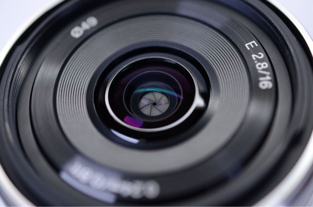 SONY E16mm F2.8 単焦点｜軽量パンケーキ｜外観光学ともに美品