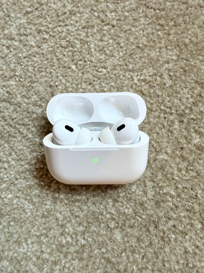 【美品】AirPods Pro 第2世代（USB-Cモデル）