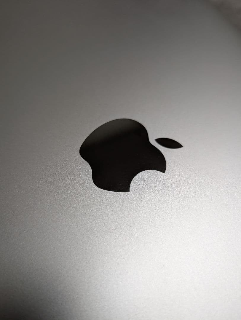 Apple MacBook Air M1 8GB/256GB スペースグレイ