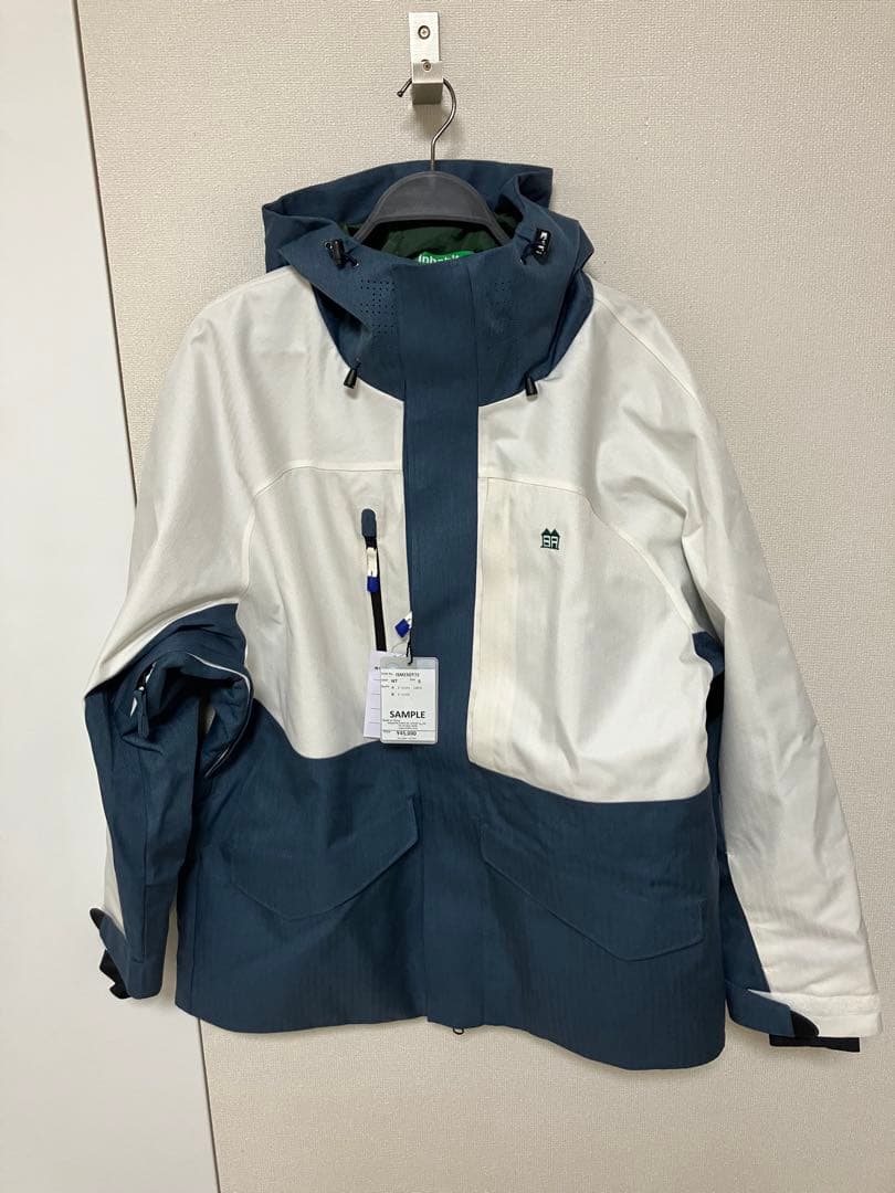 【新品】インハビタント　スノーボードウェア上下セット　サイズS