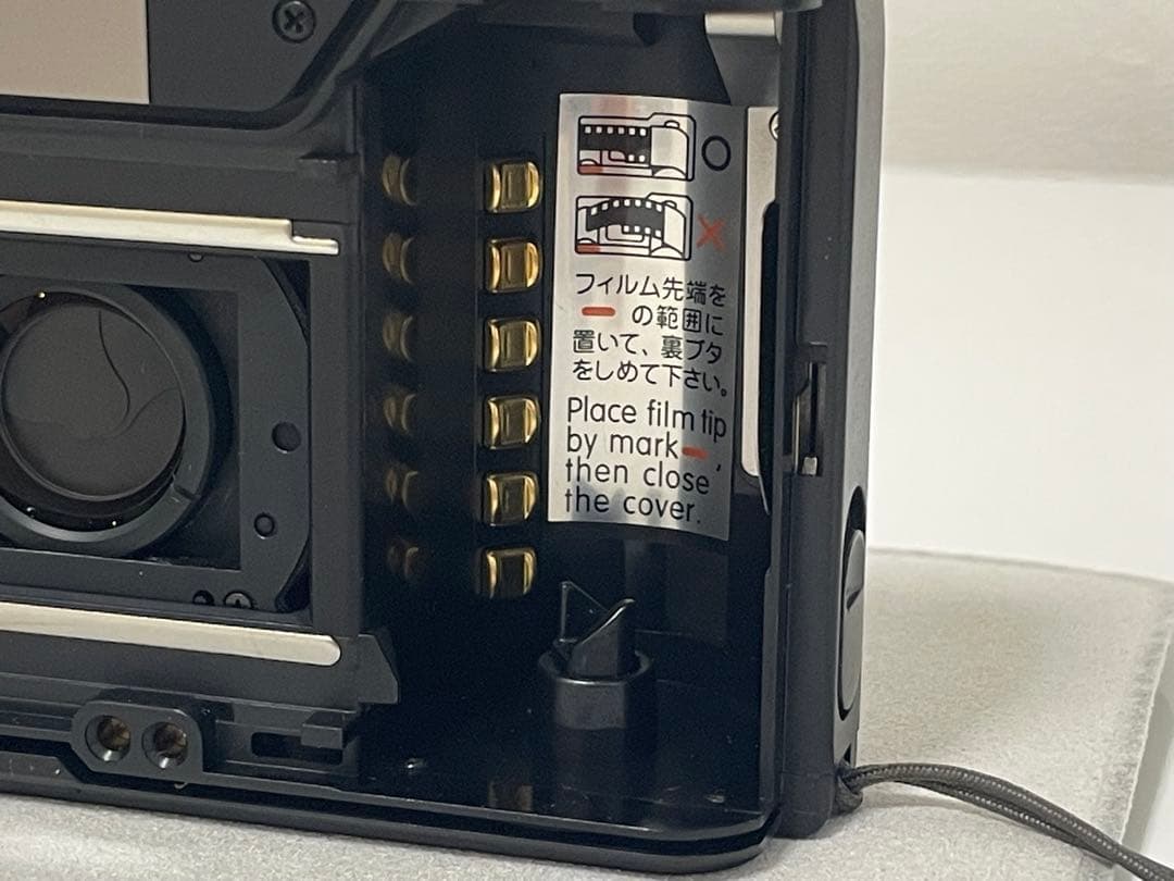 【中古/美品】CONTAX T3 データバック付 専用ケース/ストラップ付