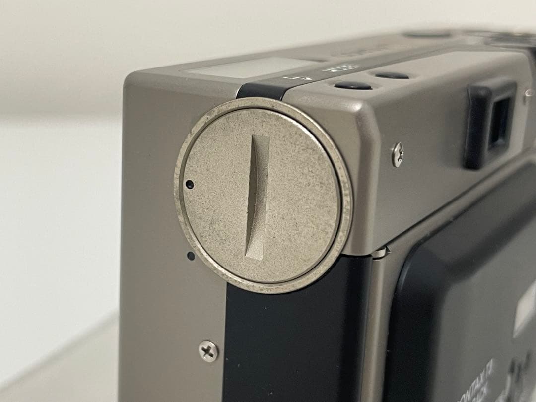 【中古/美品】CONTAX T3 データバック付 専用ケース/ストラップ付