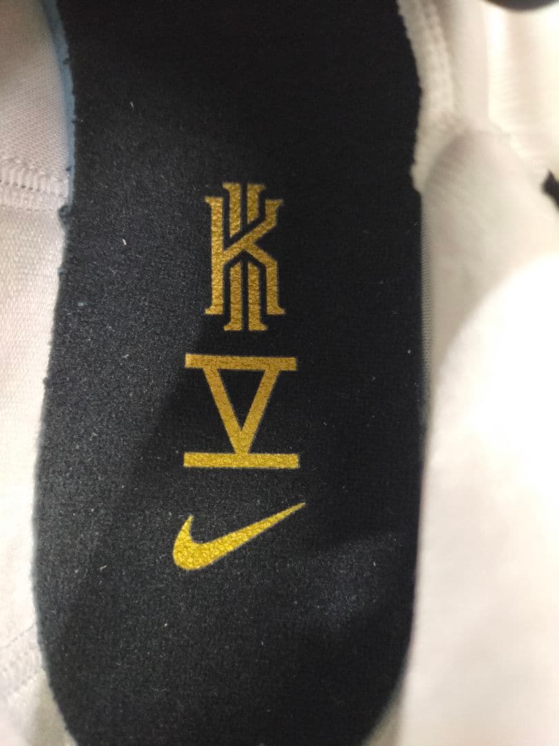 新品 NIKE KYRIE LOW 5 EP DJ6014-101 25.5cm