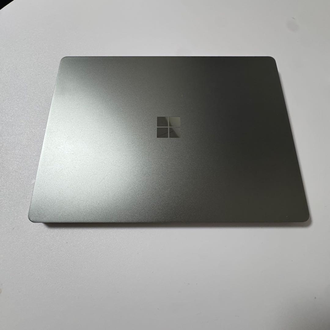 Microsoft Surface Laptop Go 2 シルバー