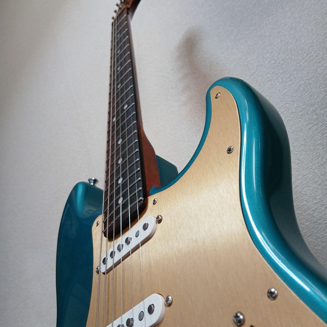 こだわりパーツ　ストラトキャスタータイプ　コンポーネントギター