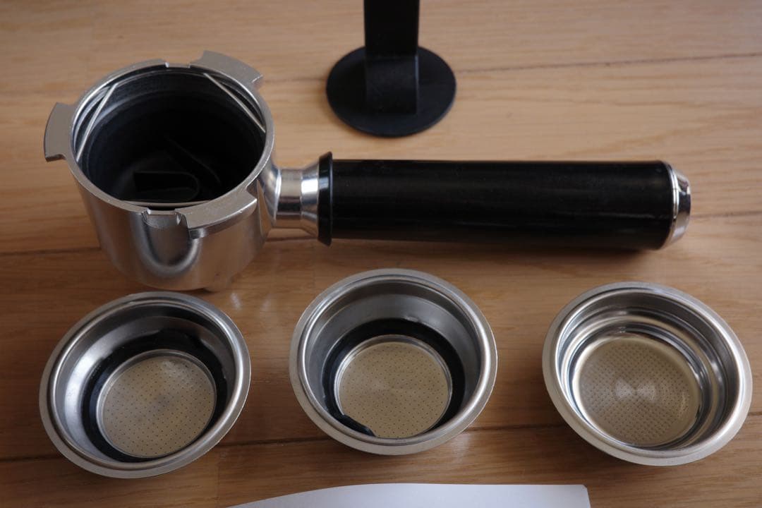 【美品】デロンギ エスプレッソマシン EC680M デディカ スチーム機能付