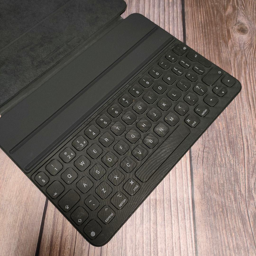 Smart Keyboard Folio MXNK2LL/A 美品