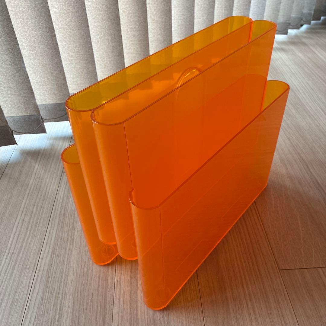 希少 Kartell カルテル ポルタリビステ マガジンラック