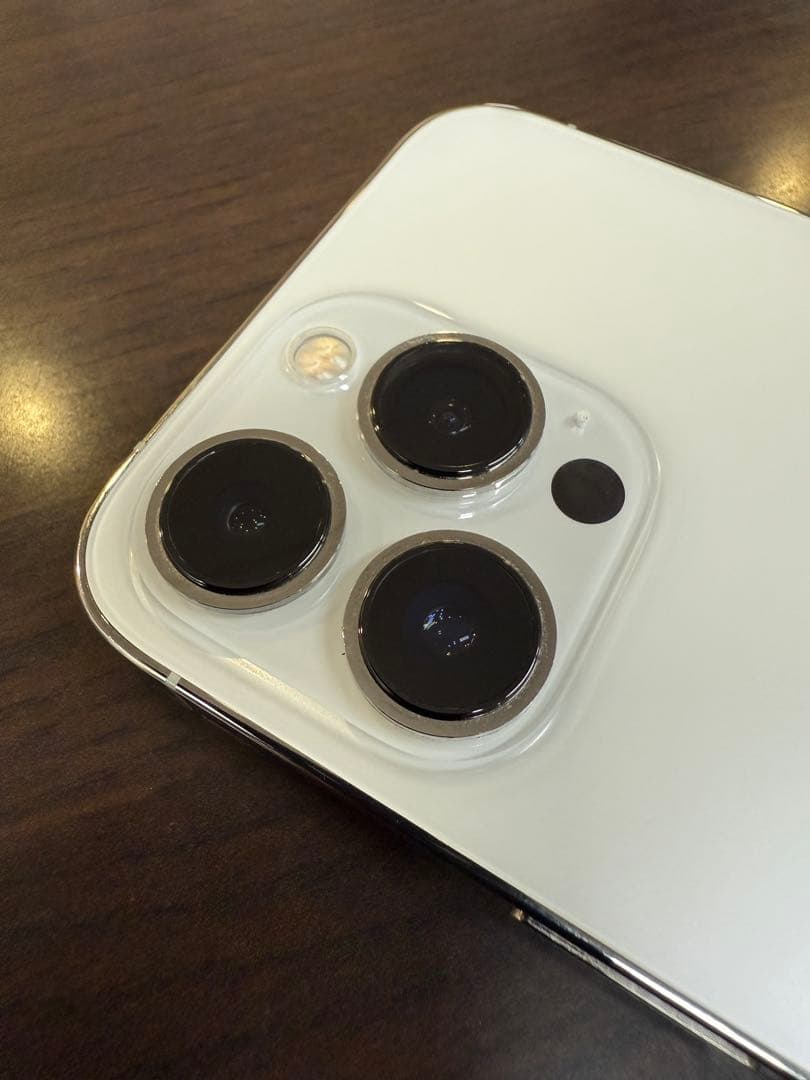 美品 iPhone 13 Pro シルバー 128GB 本体