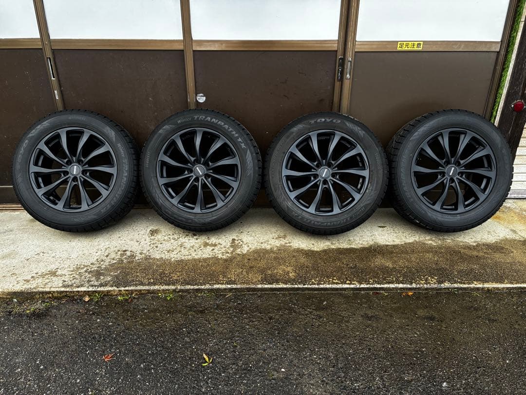 スタッドレス　18インチ ブラックホイールセット235/60R18 cx60など