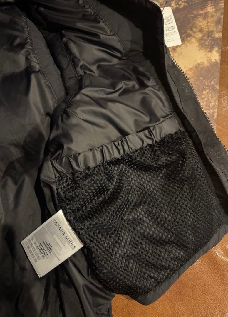   Vest Black Label【Sサイズ】試着のみ