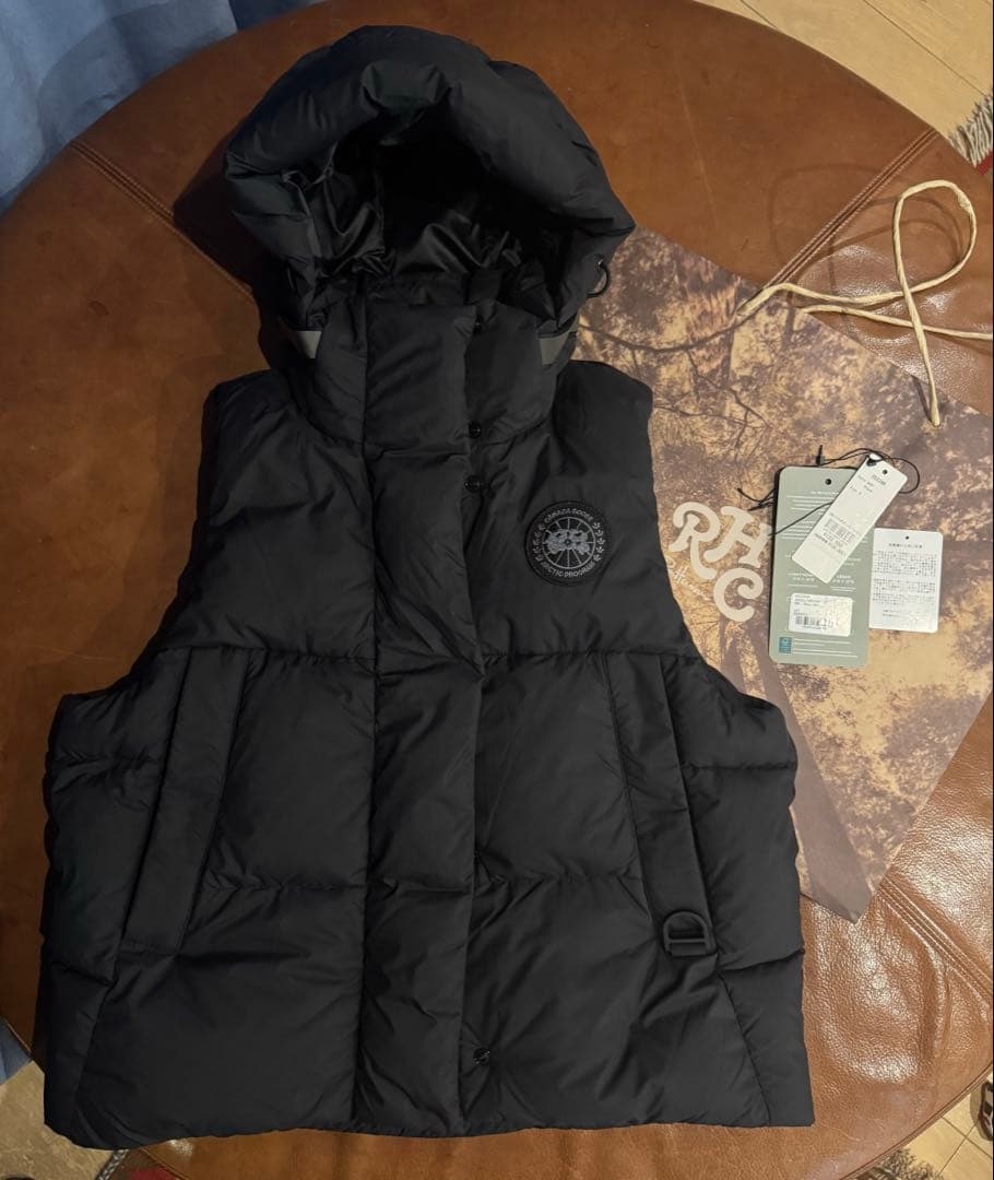   Vest Black Label【Sサイズ】試着のみ