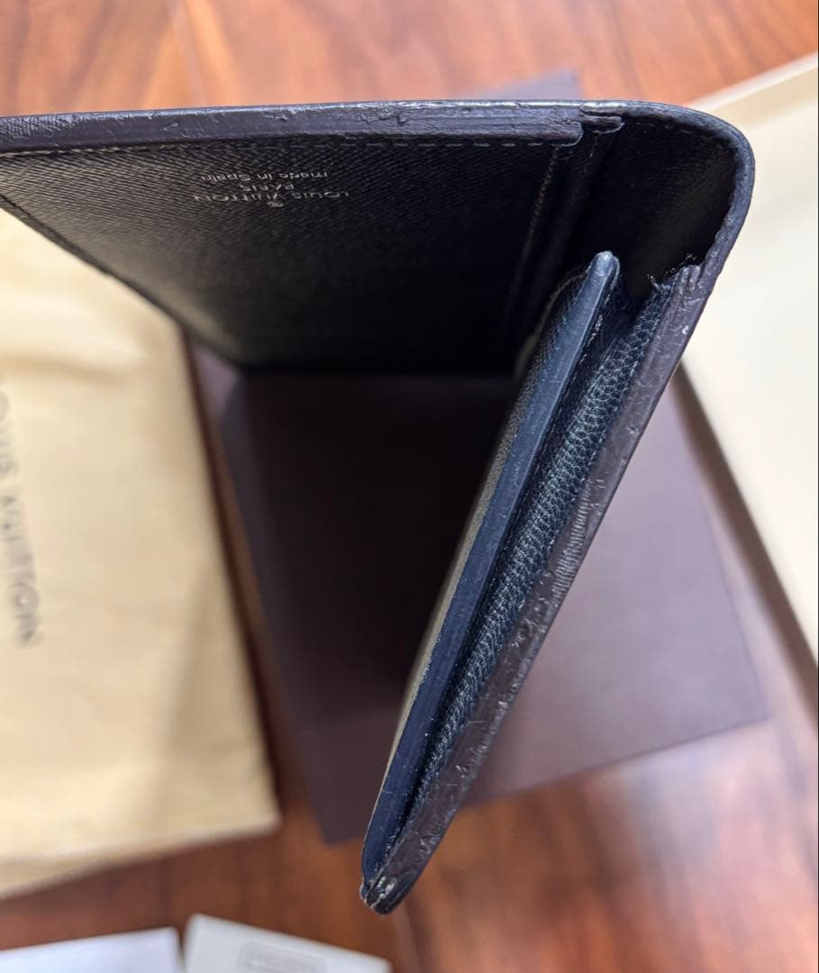 LOUIS VUITTON 長財布 エピ レザー　美品