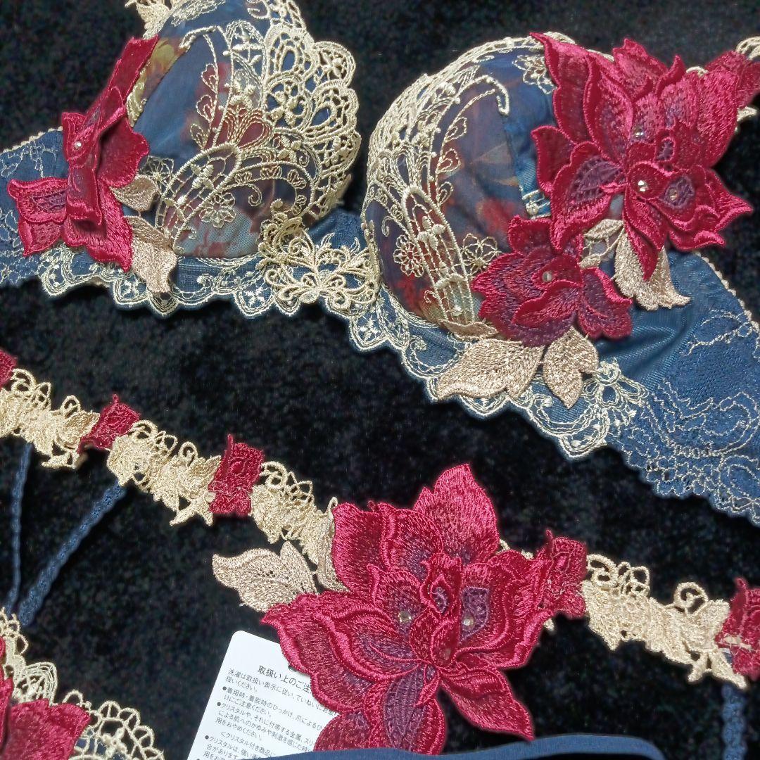 サルート 90G オペラ座の怪人　ブラD70&ソング&ガーター 　店舗限定　ロゴ