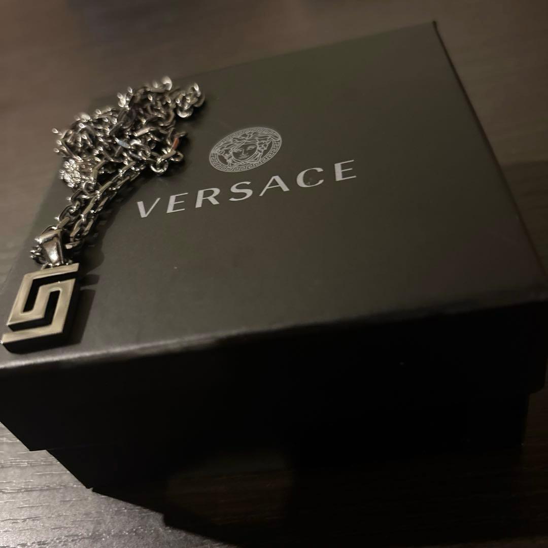 VERSACE シルバー ネックレス