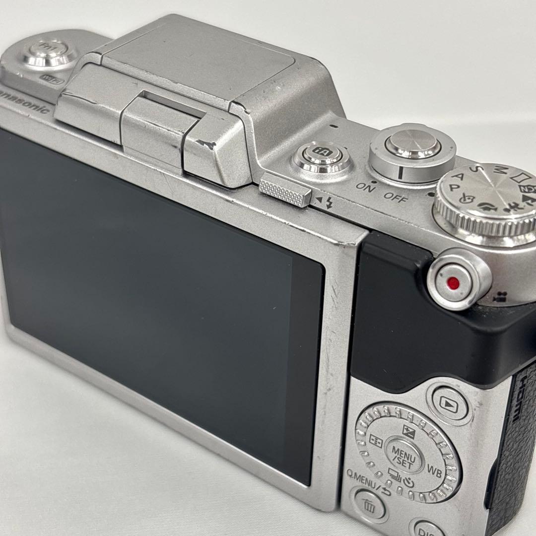 動作確認済 Panasonic LUMIX DMC-GF7 バッテリー 充電器