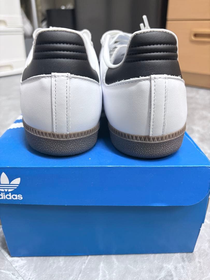 adidas SAMBA ホワイト/ブラック スニーカー