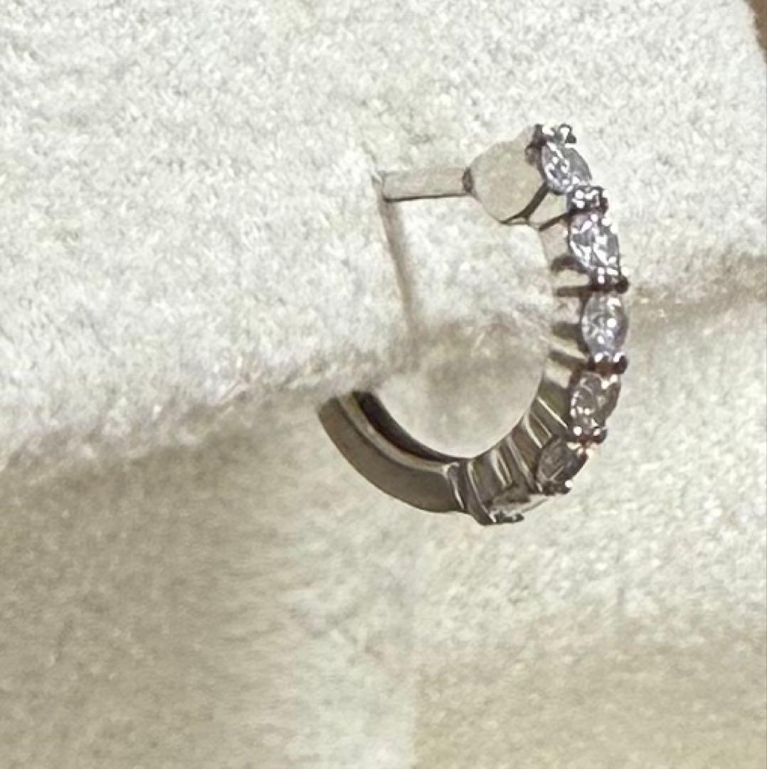 ヴァンドーム青山 ハーフエタニティピアス 片耳用 保証書あり