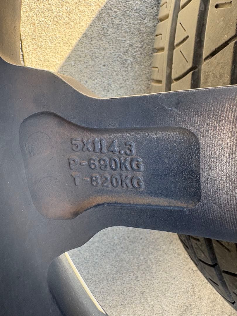 最終価格MKW MK-36 215/70R16 バリ山 デリカD5