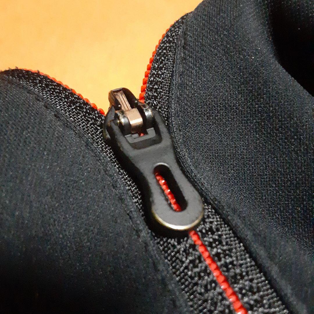 メルセデスベンツAMG×DESCENTEデサントコラボ　トラックジャケット