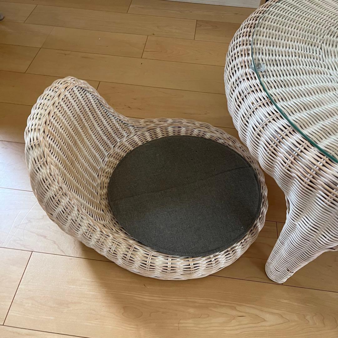 【引き取り埼玉南東部】円形ガラステーブルとラタン椅子セットチェリー ３点セット