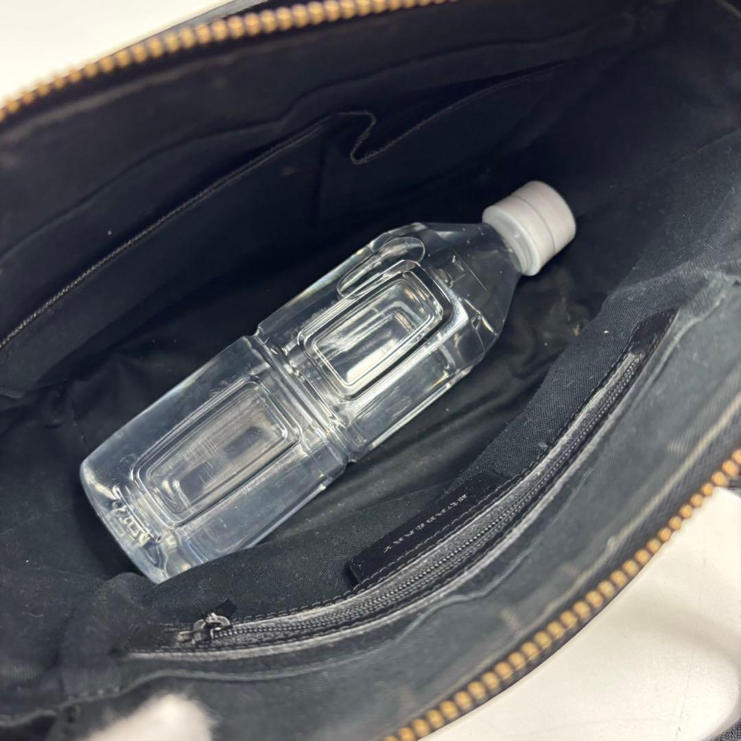 極美品 バーバリー　ハンドバッグ　キャンバス　革　スクエア　ロゴエンボス　y2k