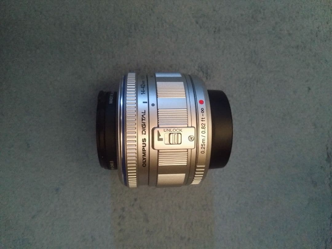 オリンパス ペン OLYMPUS E-PL1 ミラーレス一眼 望遠レンズ付き