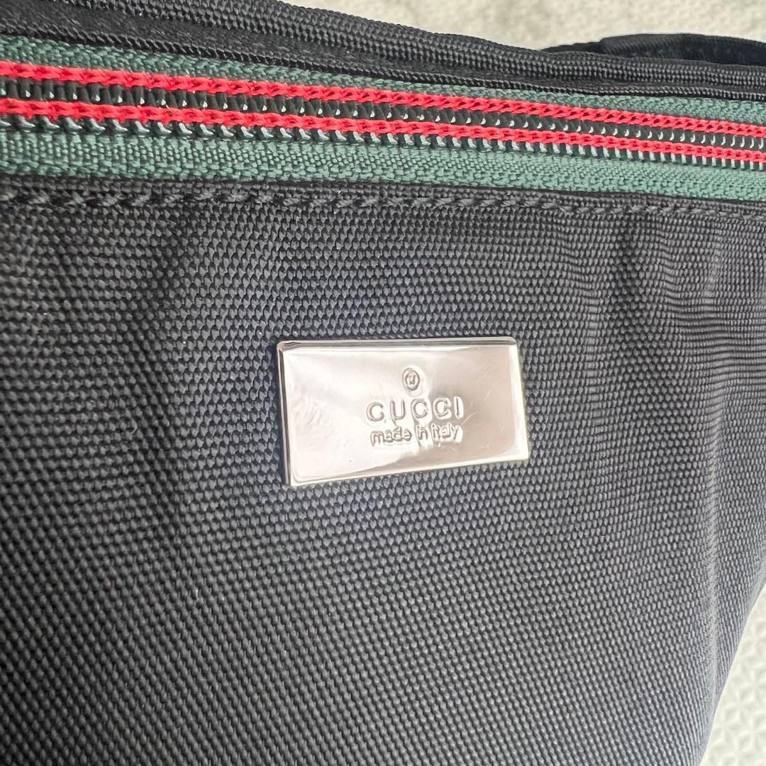 極美品✨グッチ ボディバッグ キャンバス シェリーライン ブラック Y2K