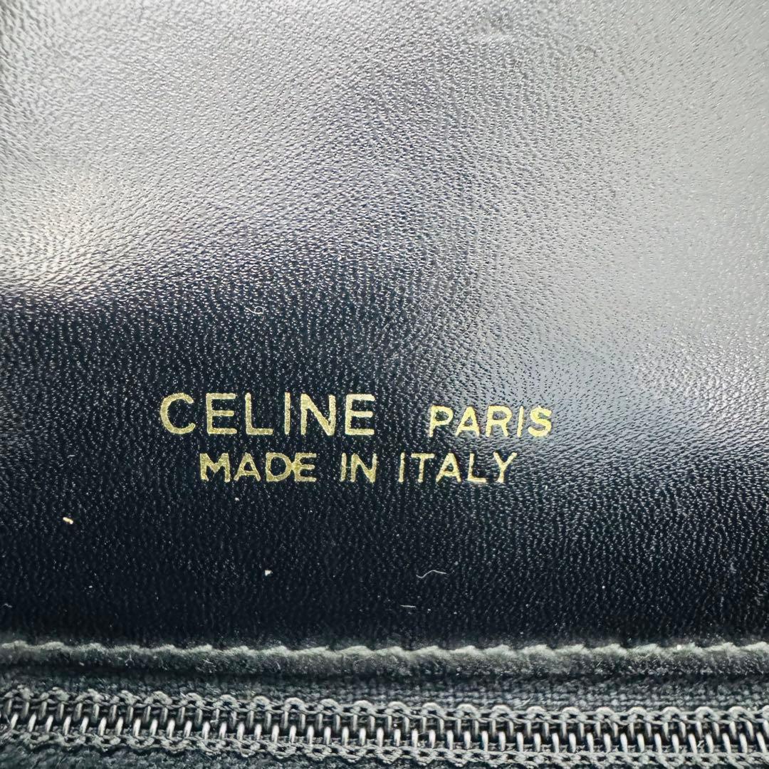 ✨CELINE✨セリーヌ✨馬車金具✨レザー✨ショルダーバッグ✨