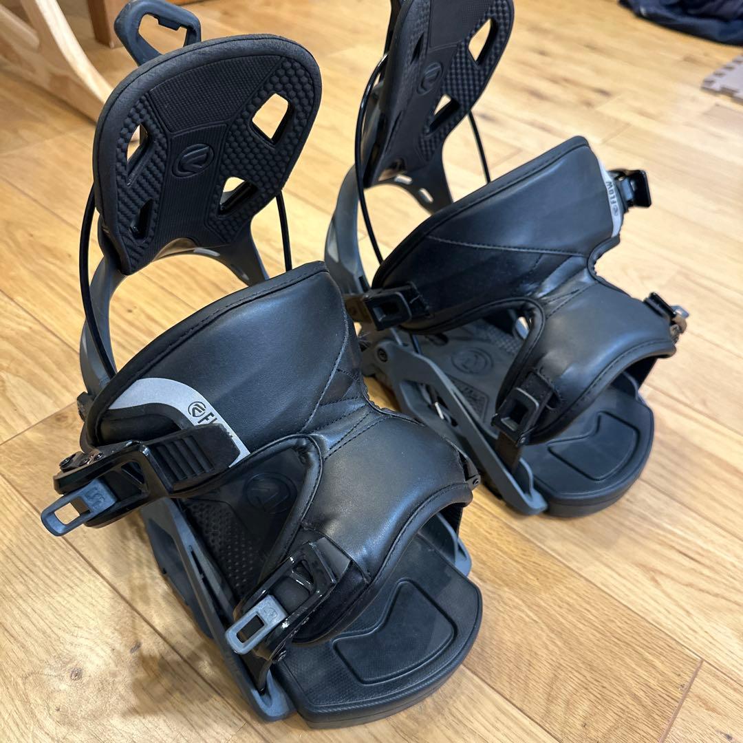FLOW FUSE スノーボード ビンディング