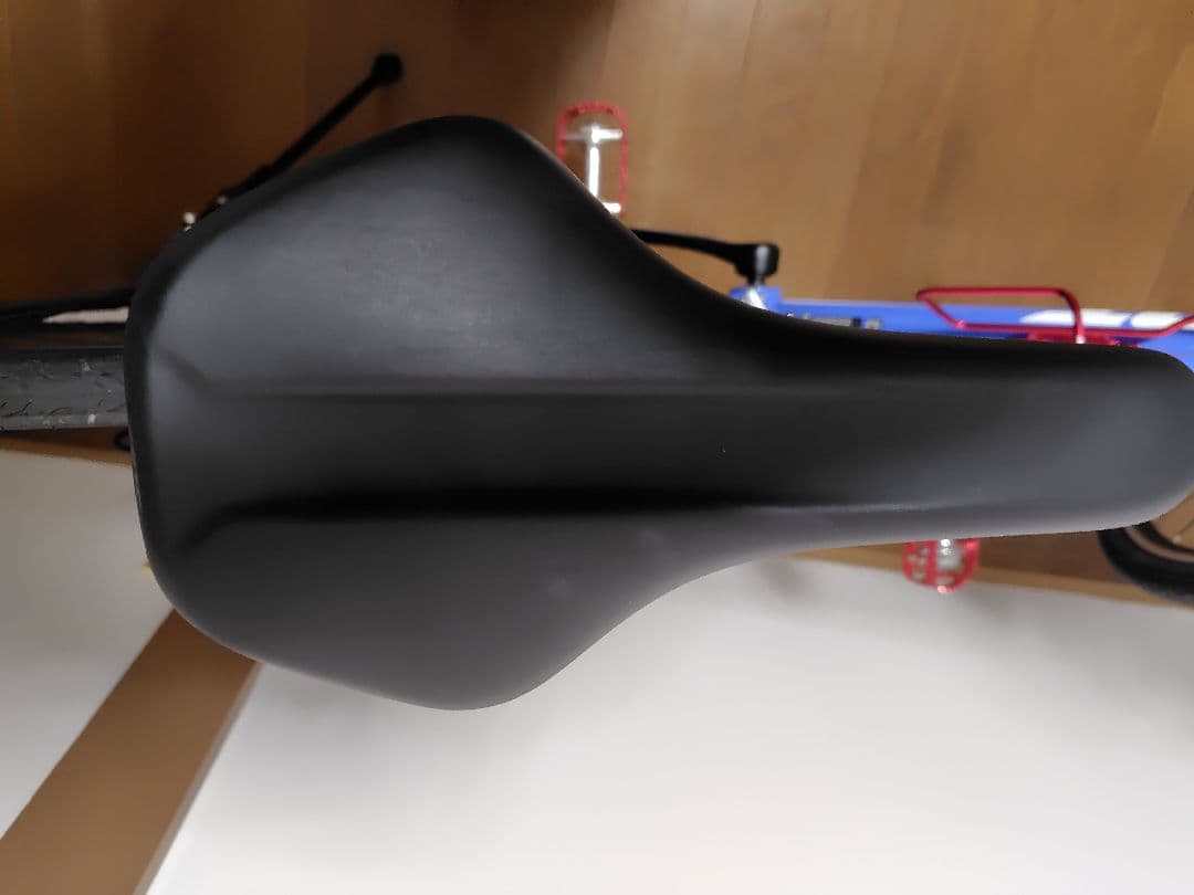 【手渡し限定】早い者勝ち！！GIANT ESCAPE R3 2024年モデル