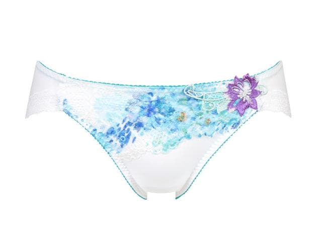 ワコール ルジェ ブラジャーC75 & ショーツL　白水色レース