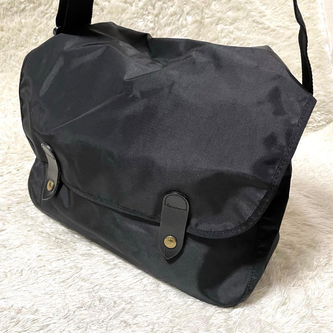 【美品】Herve Chapelier　ショルダーバッグ　黒　メッセンジャー