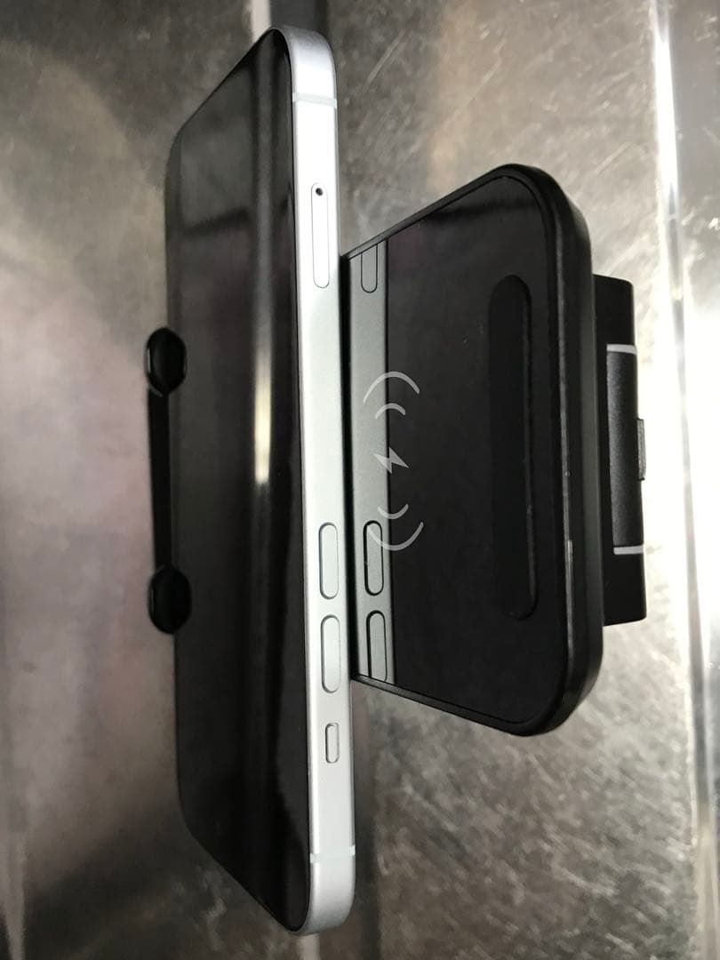 【美品】iPhone 15 ブルー SIMフリー版 128GB MTML3J/A