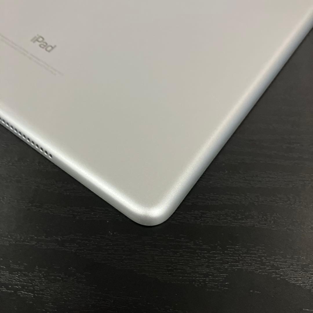 Apple iPad 第5世代 32GB シルバー