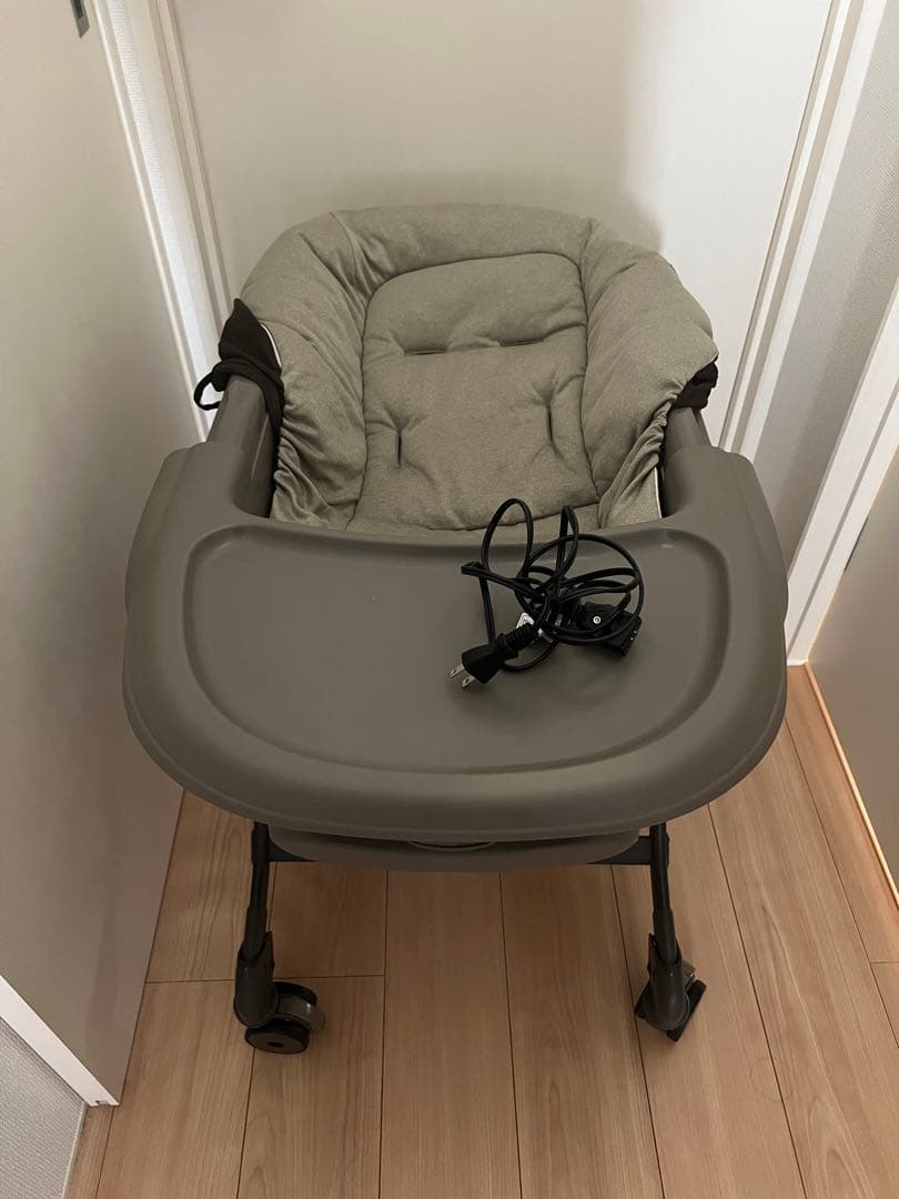 コンビ ハイローチェア 新生児から4才頃 ネムリラ AUTO SWING LM