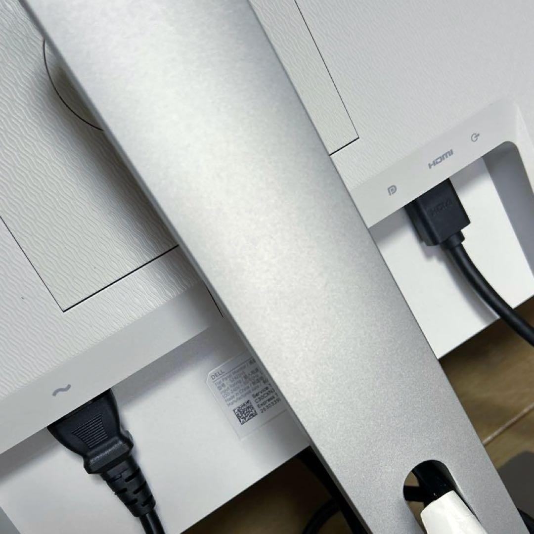 DELL パソコン　モニター　23.8インチ　2022年製　S2421HS