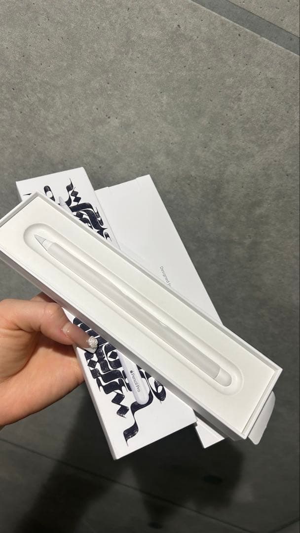 に*〜様 ✰Apple純正✰Apple Pencil Pro ホワイト