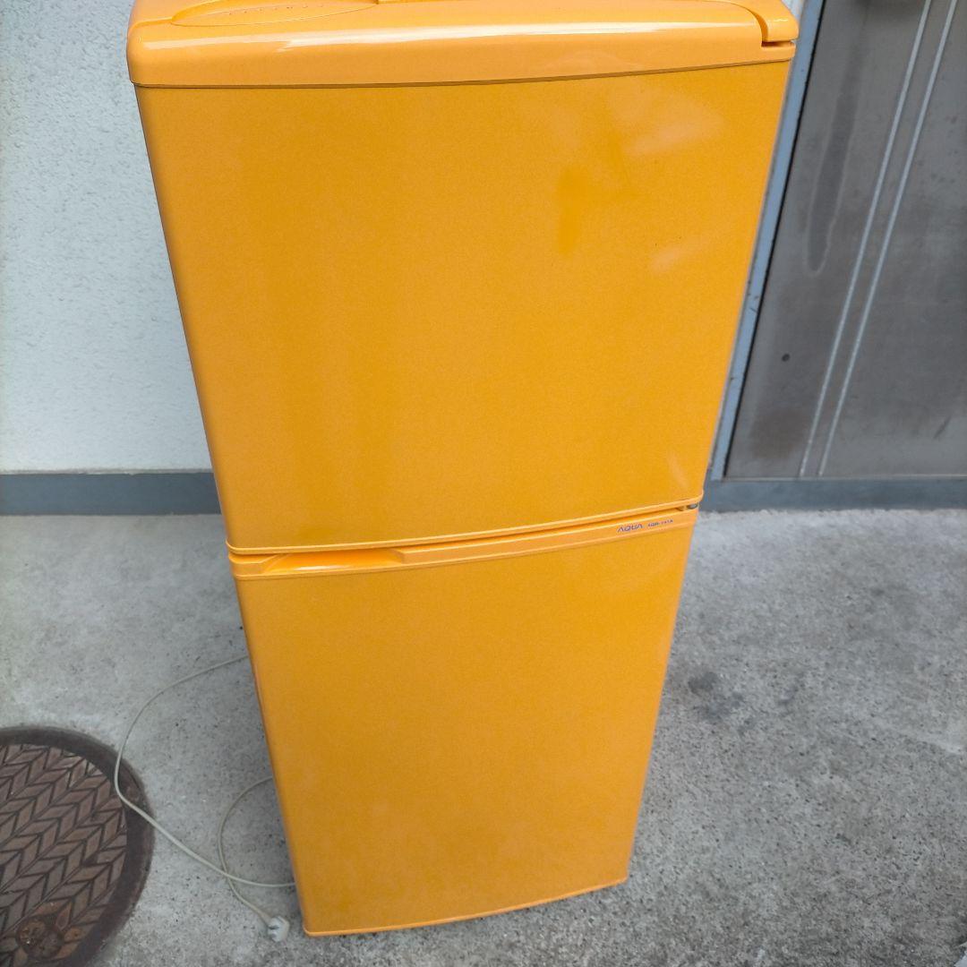 送料無料 アクア　ノンフロン冷凍冷蔵庫　AQR-141A　オレンジ色