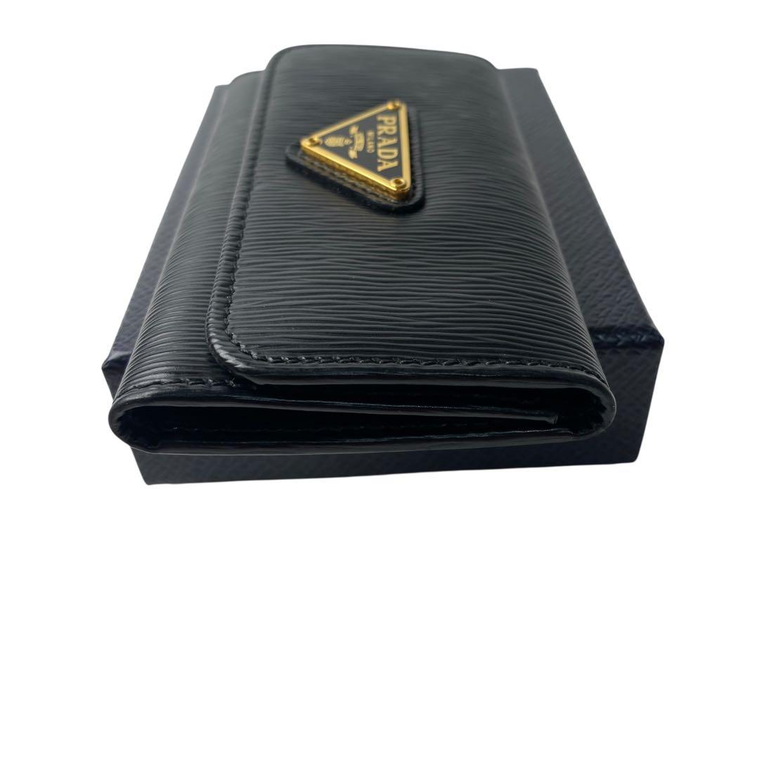 美品 プラダ PRADA 4連 キーケース 三角ロゴプレート ブラック