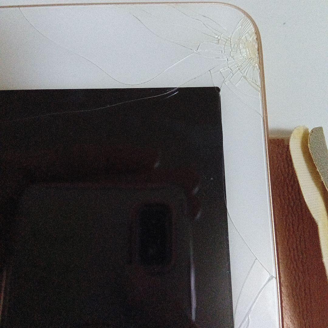 中古 iPad　第6世代 ピンク