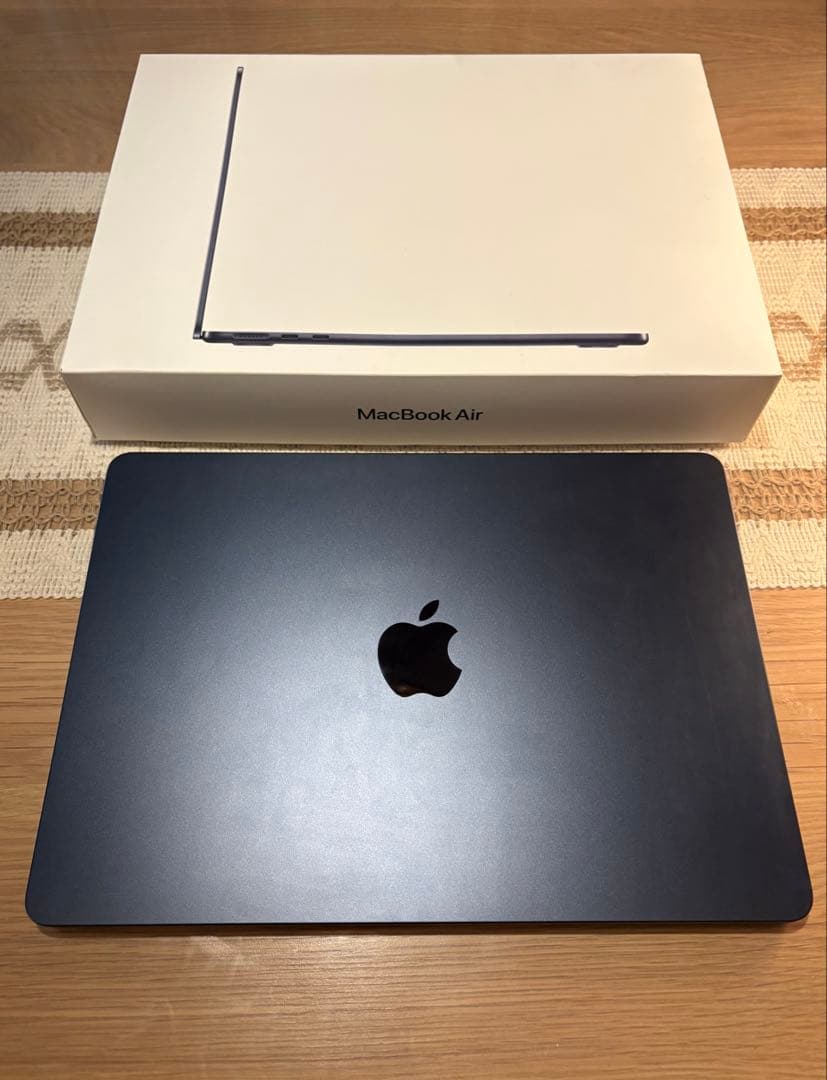 Apple MacBook Air 13インチ 本体 M3チップ