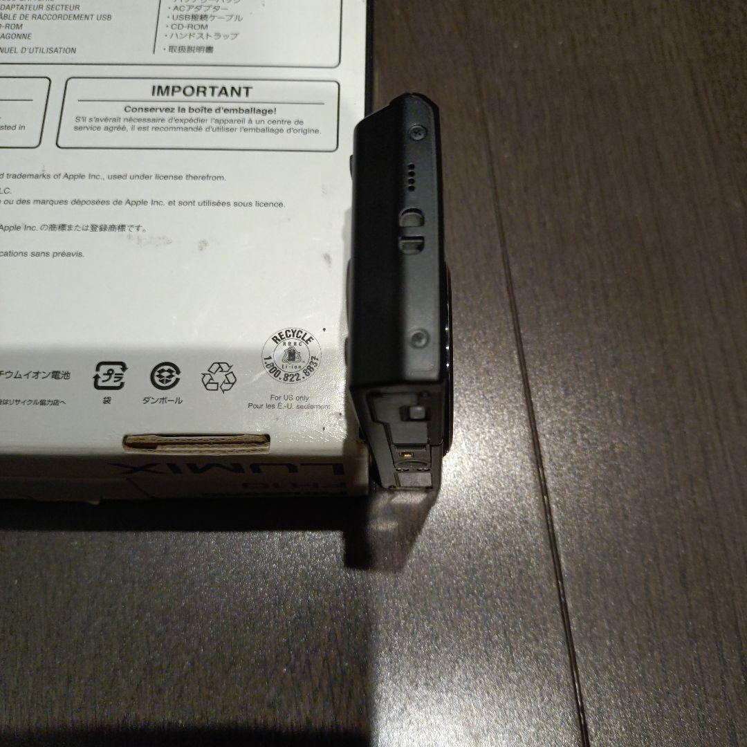 Panasonic LUMIX DMC-FH10 ブラック本体と付属品&箱付